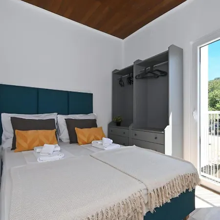 Casa Del Mar * تروغير
