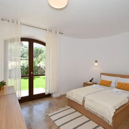 Casa Del Mar טרוגיר